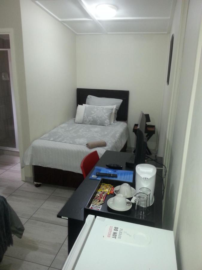 Zanevovo Hotell Scottburgh Eksteriør bilde